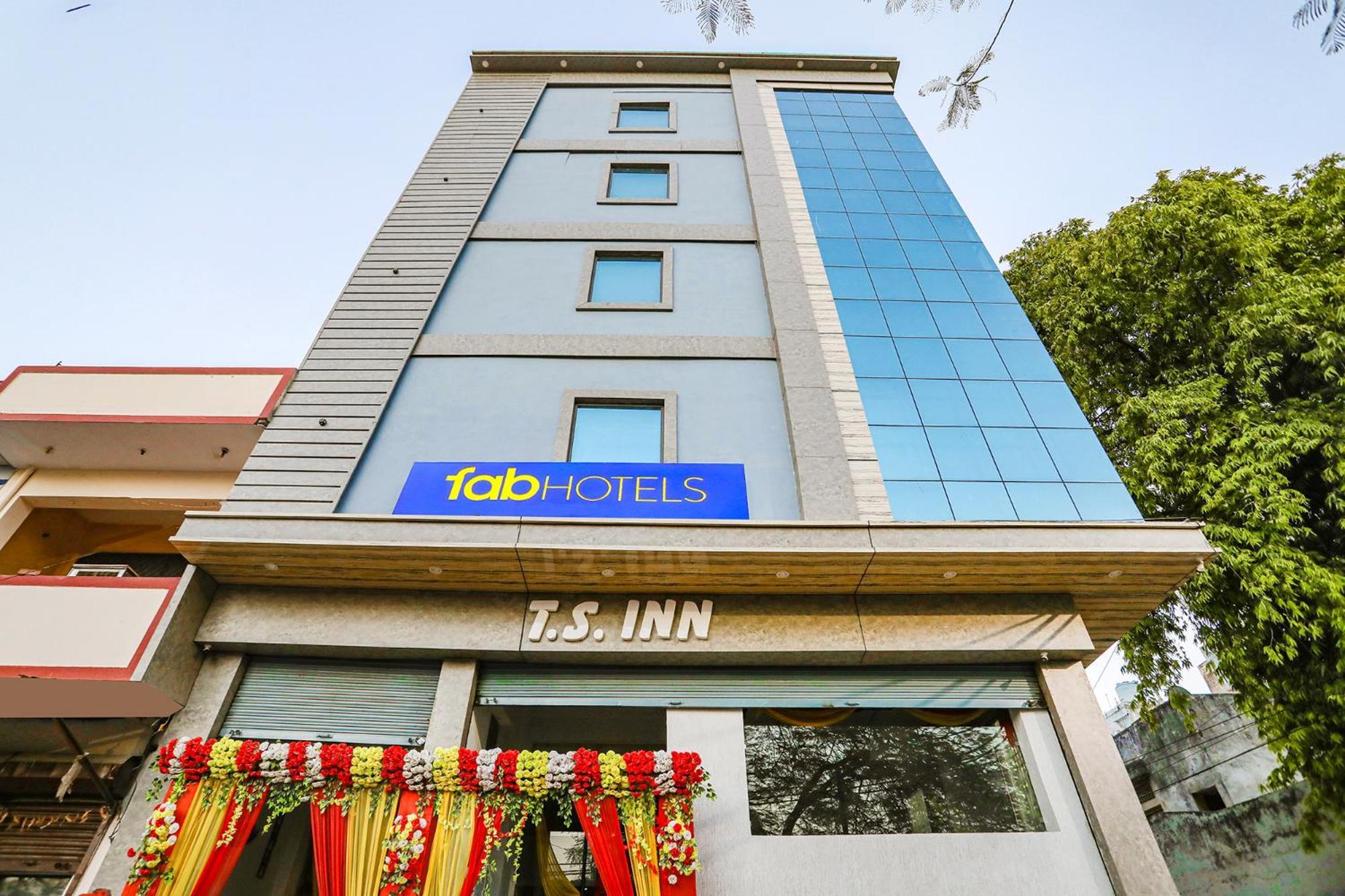 Fabhotel Ts Inn Faithfulganj Екстериор снимка
