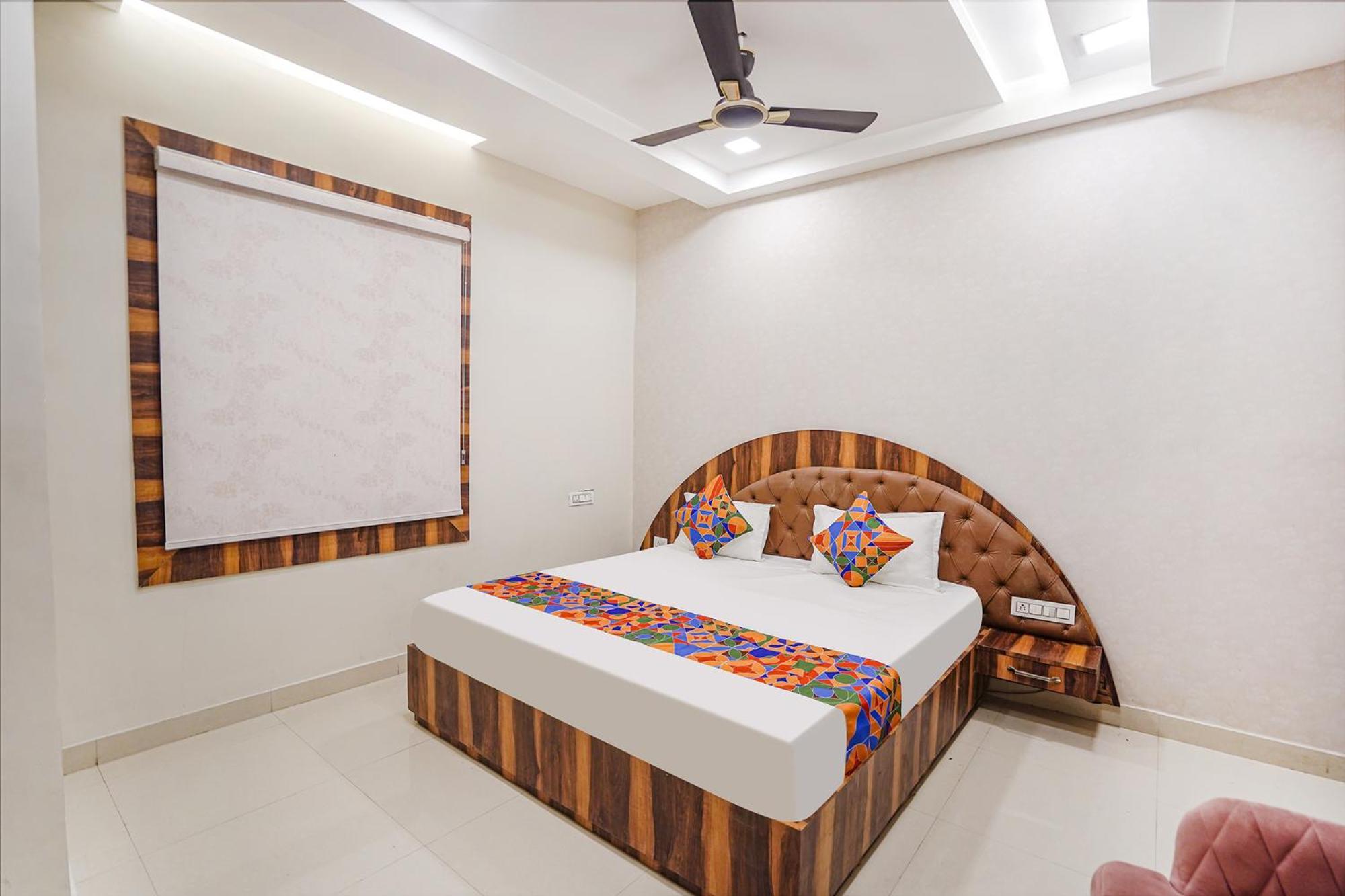Fabhotel Ts Inn Faithfulganj Екстериор снимка